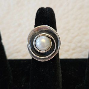 Silpada sterling silver and pearl ring size 6